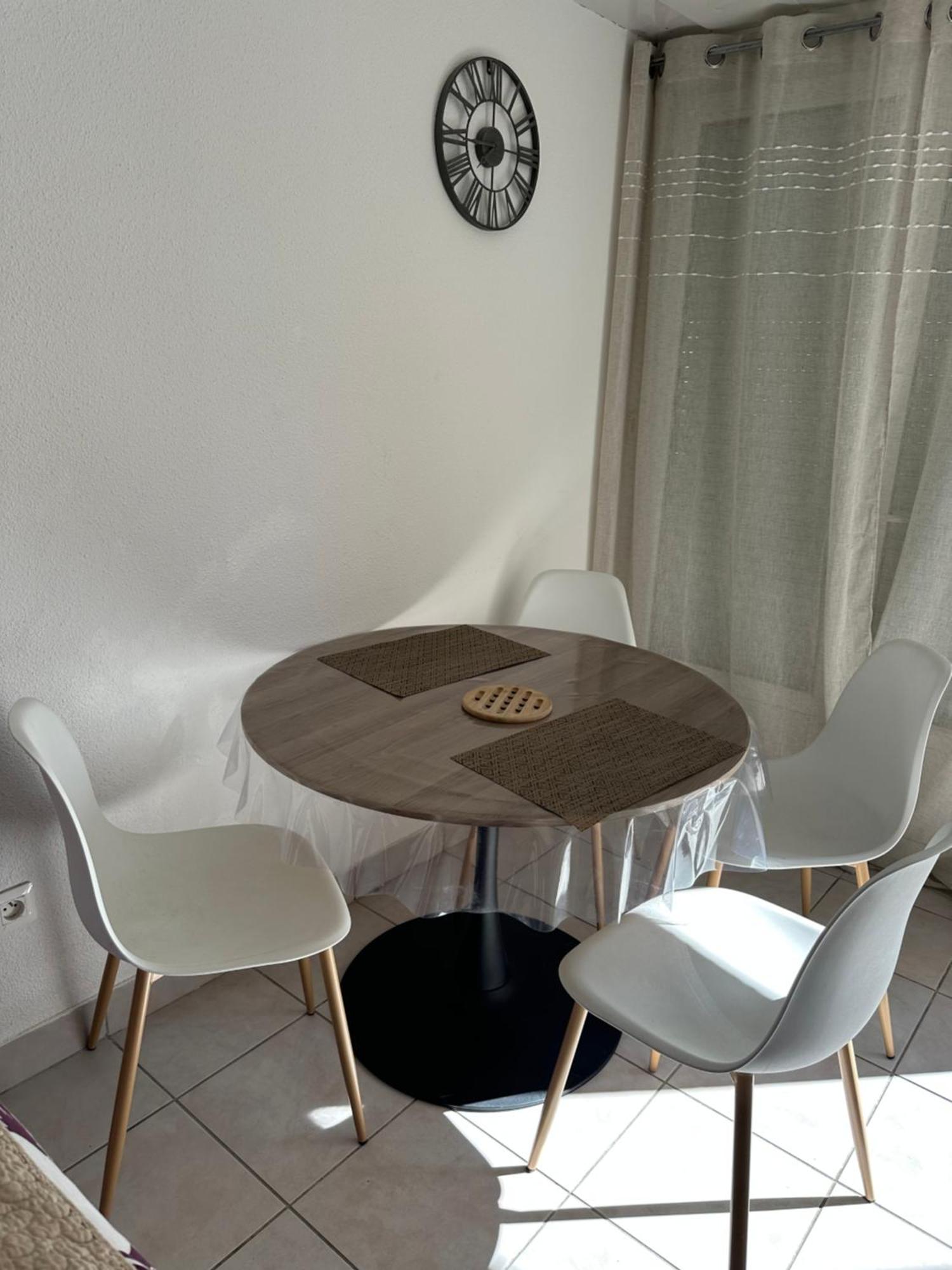Appartement Proche De La Plage Saint-Pierre-la-Mer  Dış mekan fotoğraf