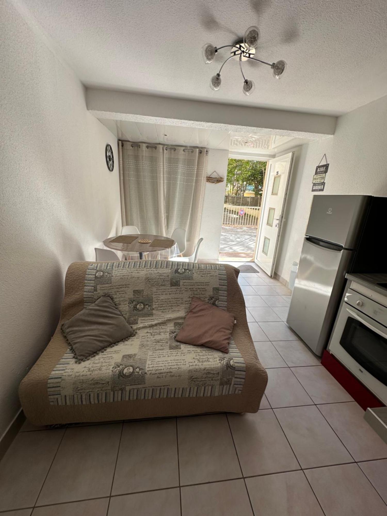 Appartement Proche De La Plage Saint-Pierre-la-Mer  Dış mekan fotoğraf